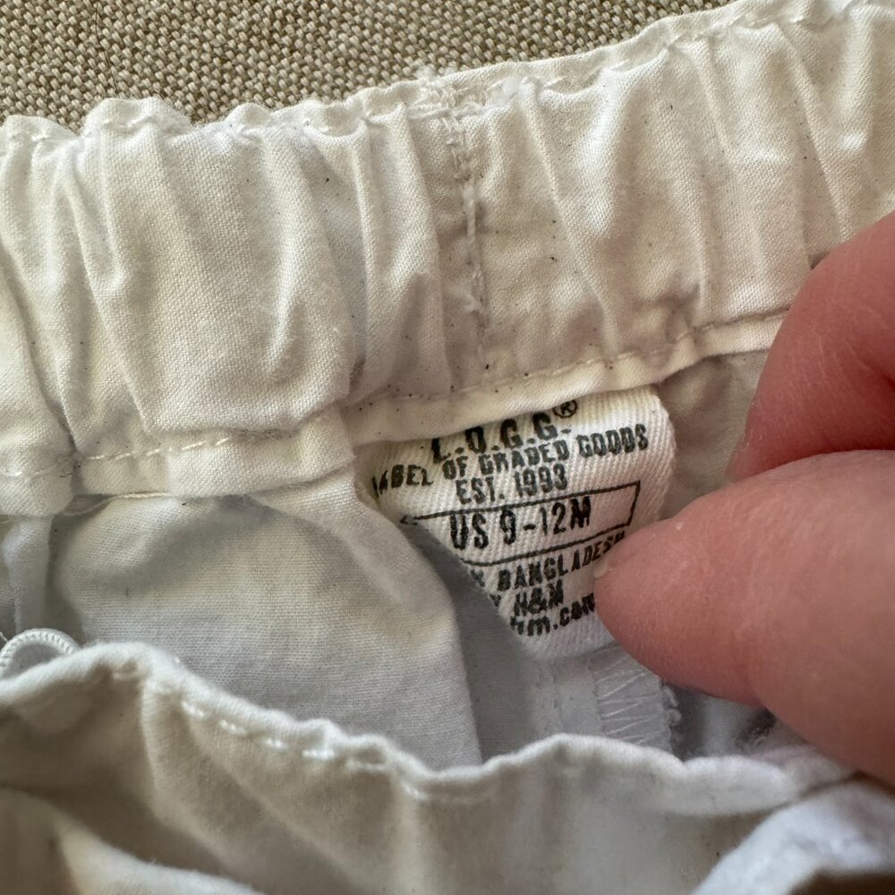 H&M L.O.G.G. White Chino Shorts with Belt for Baby Sz 9-12mos - Picture 2 of 5